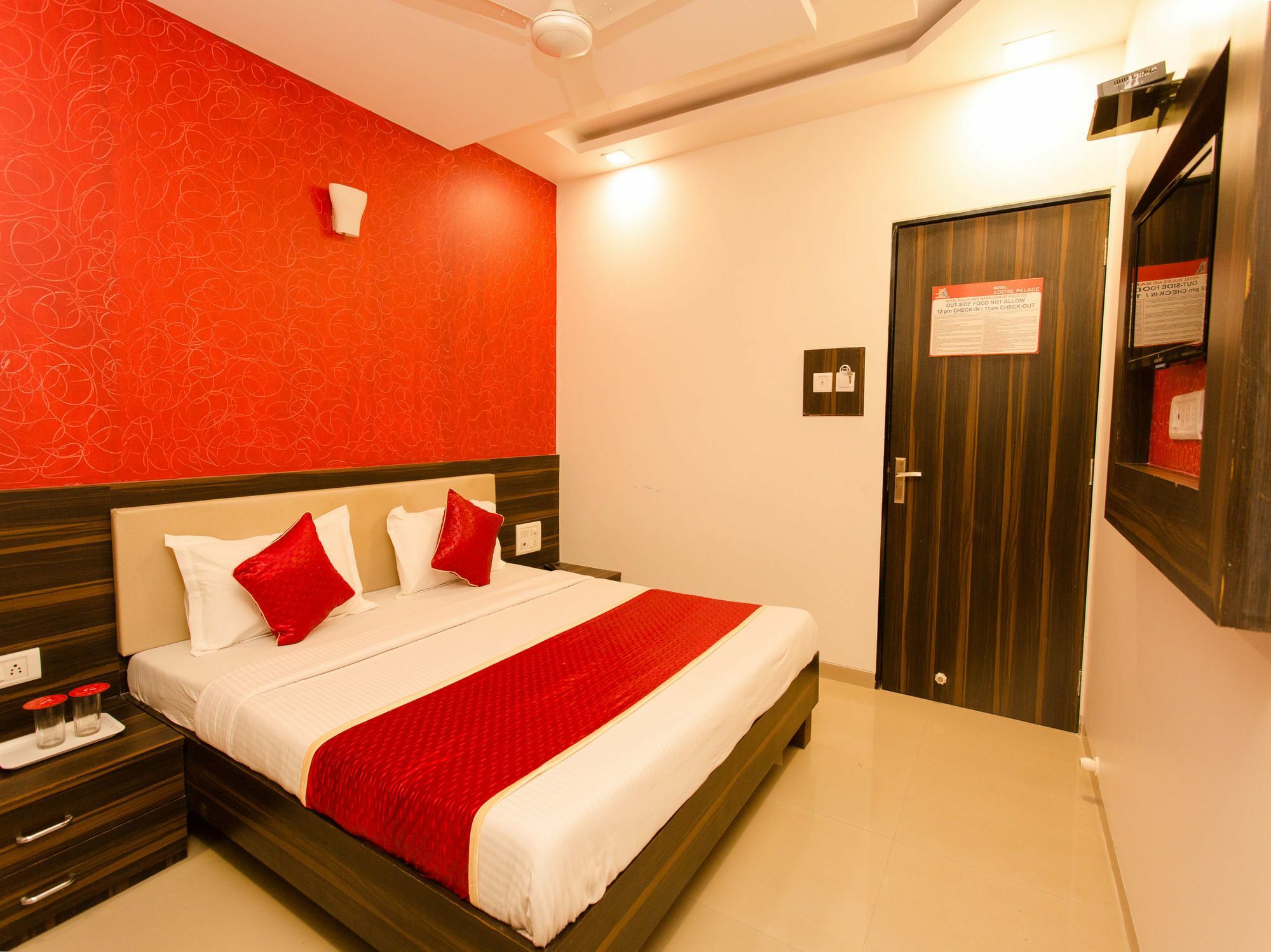 Hotel Adore Palace Mumbai Exterior photo