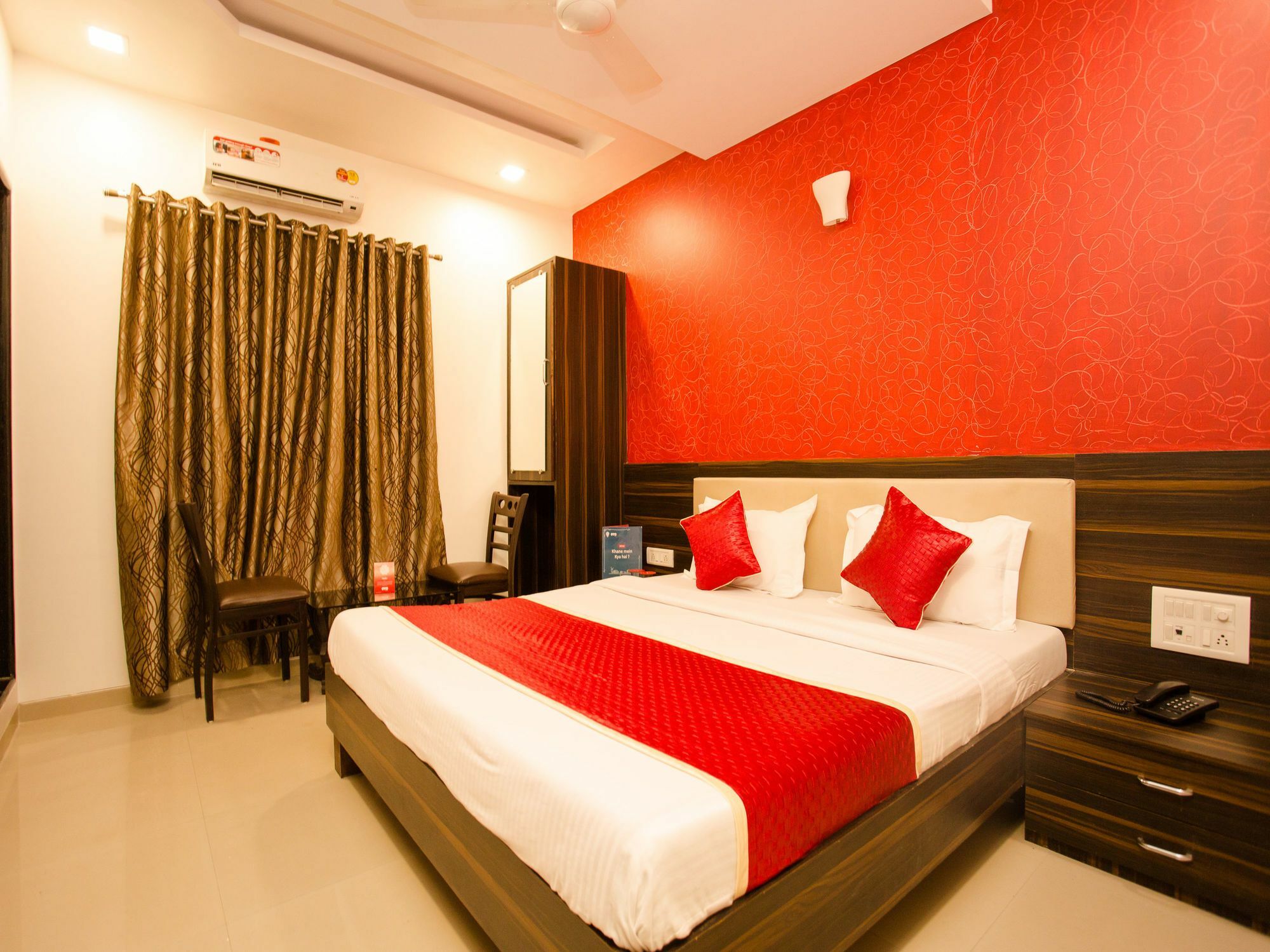 Hotel Adore Palace Mumbai Exterior photo