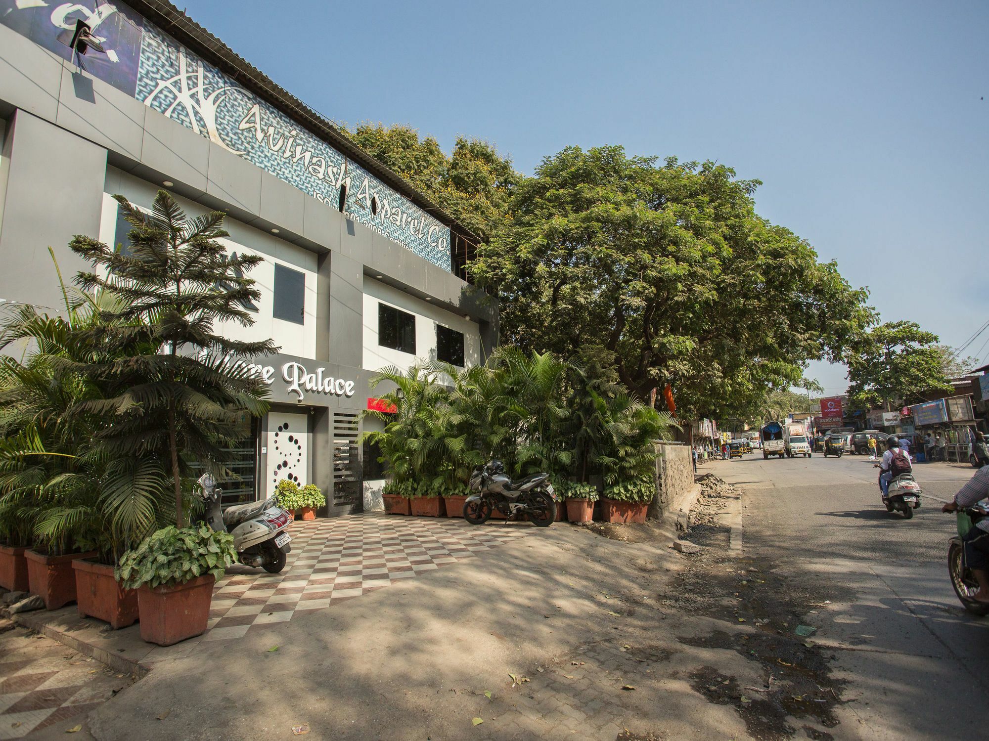 Hotel Adore Palace Mumbai Exterior photo