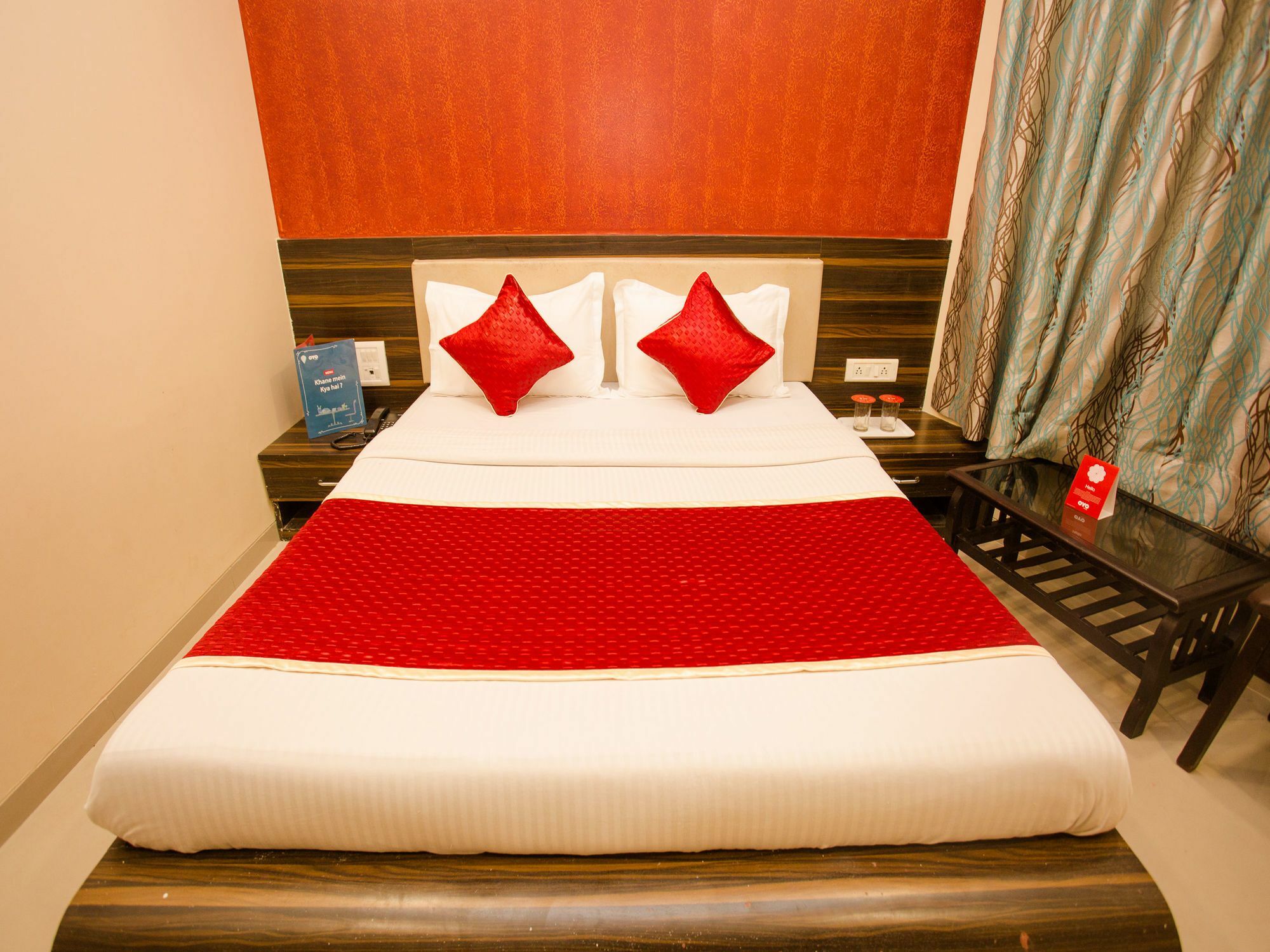 Hotel Adore Palace Mumbai Exterior photo